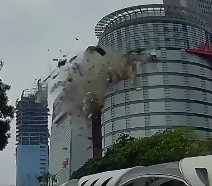 Explozia produsă la centrul comercial din Taiwan. FOTO: captură video X