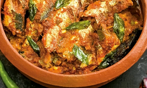 curry picant cu sardine jpg