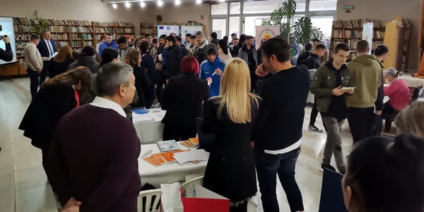 bursa pentru absolventi slatina 2022  2   foto alina mitran jpg