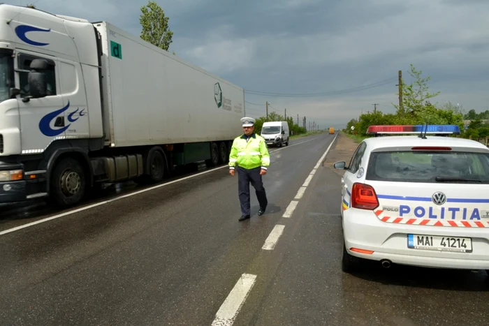 Şoferul a fost depistat în timpul unui control de rutină FOTO Adevărul