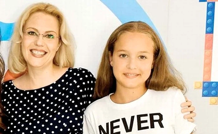 Raluca Moianu s-a menținut puternică pentru fiica ei, Mara Foto: Arhivă Click!