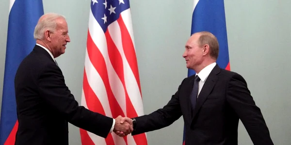 Vladimir Putin si Joe Biden FOTO EPA-EFE