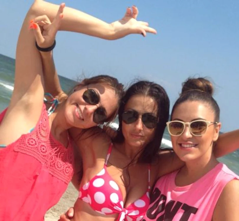 Gabriela Cristea, sexy în costum de baie