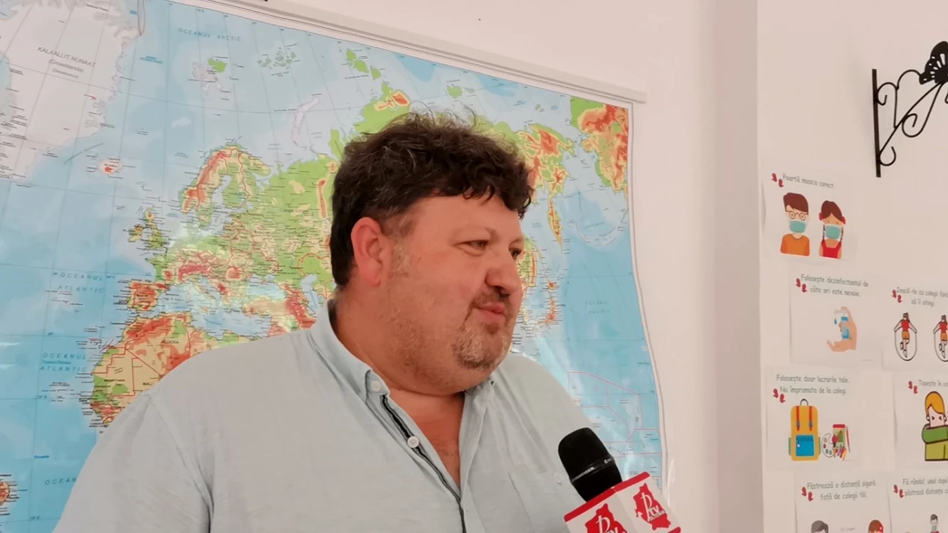 Directorul Colegiului Naţional „Ion Minulescu“ Slatina, prof. Christian Ionescu FOTO: A.M.
