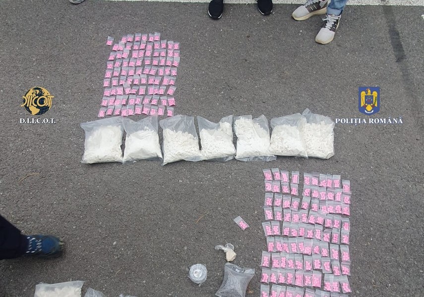  Captura de proporții la Cluj: Trei traficanți prinși cu 14 kg de droguri ascunse în roțile de rezervă, înainte de Untold VIDEO