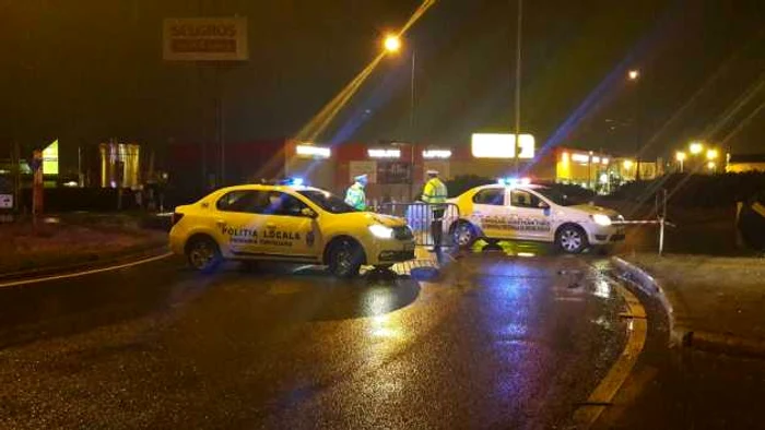 Se demolează poarta de intrare în Timişoara