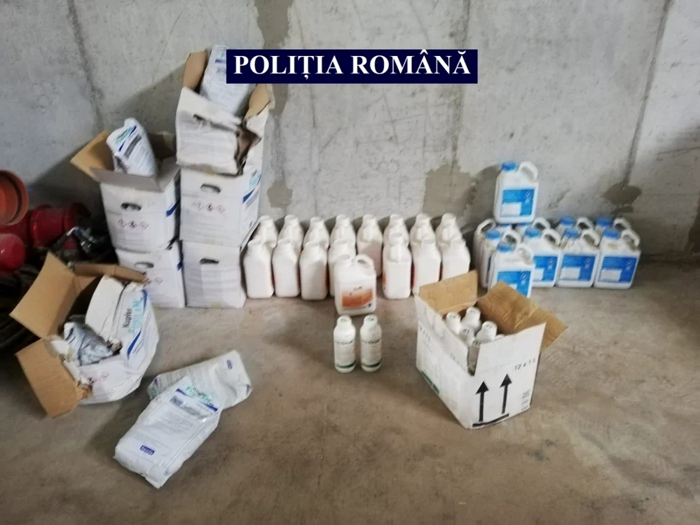 Substanţele periculoase, descoperite la sediul unei societăţi comerciale FOTO IPJ Călăraşi