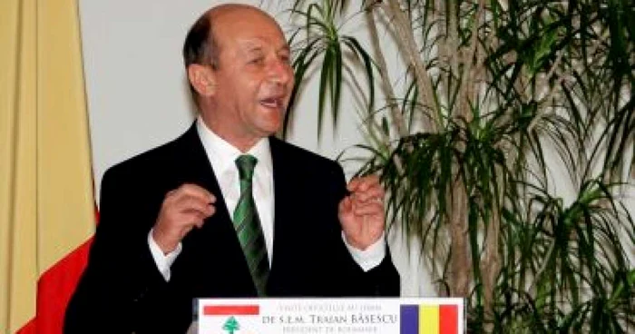 Traian Băsescu: "Mâine voi emite decretul pentru referendum!"