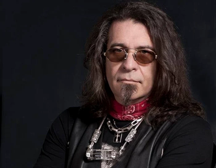 
    Adi Bărar lasă un gol imens în sufletele fanilor, familiei, prietenilor  