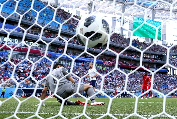 Penedo a primit doua goluri din penalty de la Kane la Mondialul din Rusia, dar la 37 de ani nu mai e considerat suficient de bun pentru DinamoFOTO: Guliver/ GettyImage