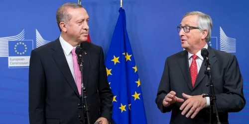 erdogan (stanga) şi juncker (dreapta) FOTO euractiv.com