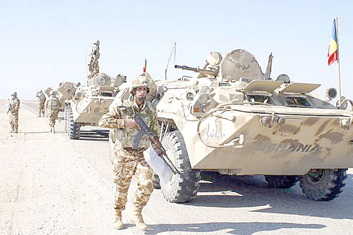 
    Răniţii fac parte din cei 400 de militari aparţinând Batalionului 811 Infanterie care apără Aeroportul Kandahar  