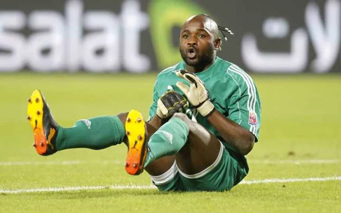 Portarul RD Congo, Kidiaba, se dă cu fundul de pământ după fiecare gol al echipei sale