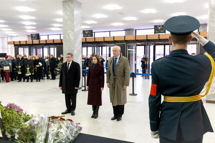 La Chișinău, zeci de oameni i-au adus ultimul omagiu lui Ilie Ilașcu. FOTO: Facebook