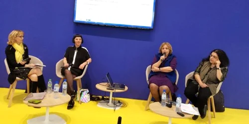 Ioana Parvulescu Gabriela Adamesteanu şi Adriana Babeti