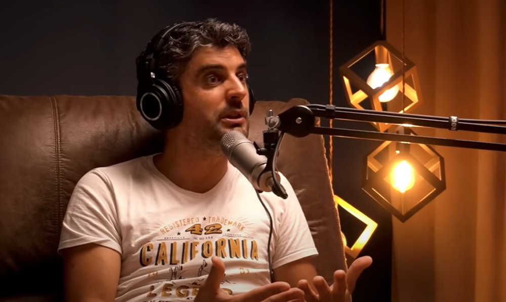 Actorul Bob Rădulescu de la Cluj: „Am crescut între unguri. Doamne ferește să fi avut gospodăria mai prejos decât vecinii!“ VIDEO