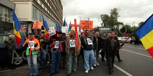 Revoluţionarii au mai protestat, la Braşov, pentru a-şi cere drepturile. Foto: Arhivă