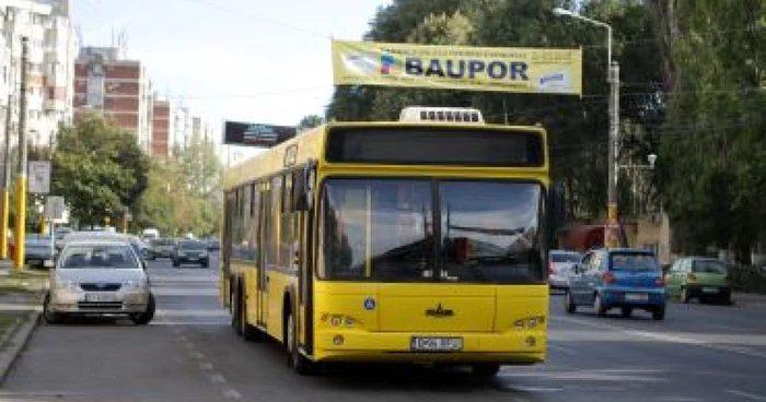 Transportul în comun se plăteşte pentru mersul la şcoală FOTO Adevărul Constanţa