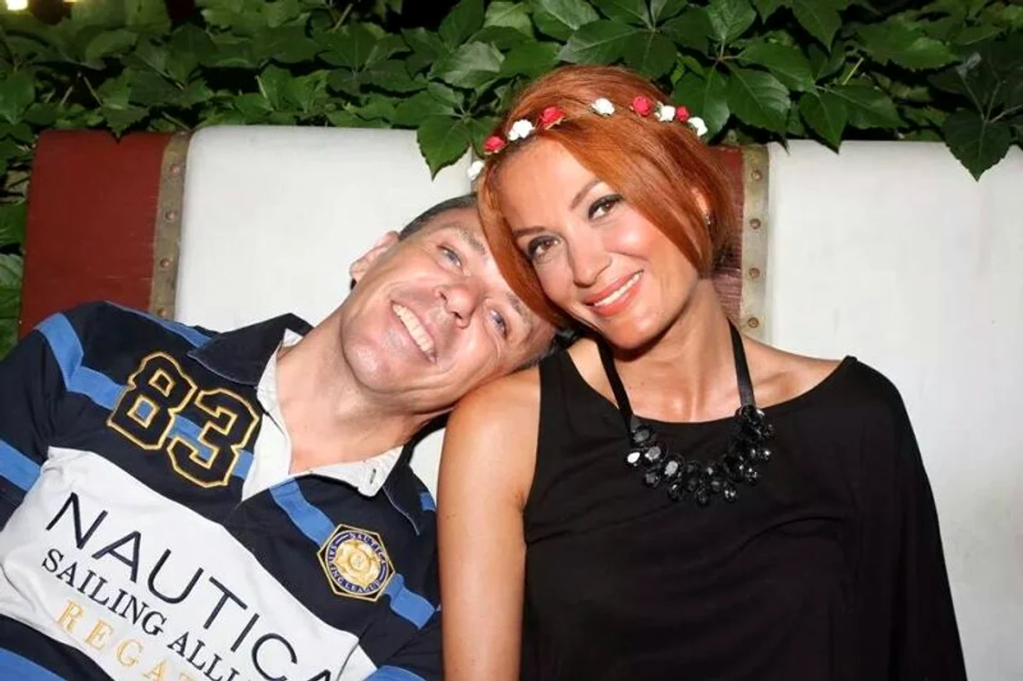 
    Anca Ţurcaşiu şi soţul ei s-au căsătorit în urmă cu 16 anifoto: Facebook  