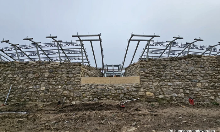 Ulpia Traiana Sarmizegetusa si amfiteatrul roman dcembrie 2023 Foto Daniel Guță  ADEVĂRUL (27) jpg