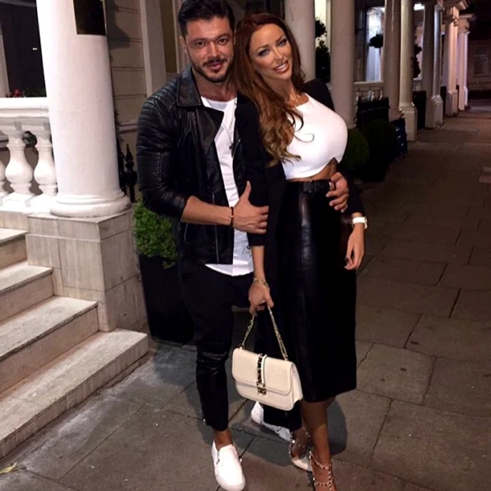 Imaginea a strâns peste 1.000 de aprecieri din partea fanilor celor două vedete