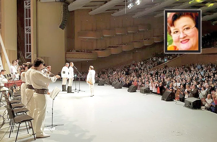 
    Concertul omagial  de la Sala Palatului  a fost organizat  de fiul artistei  