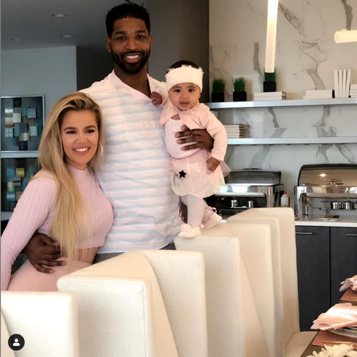 6 khloe familie png png