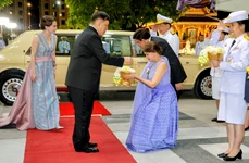 Regele Rama X și Regina Suthida foto Thai Royal Office2 jpeg