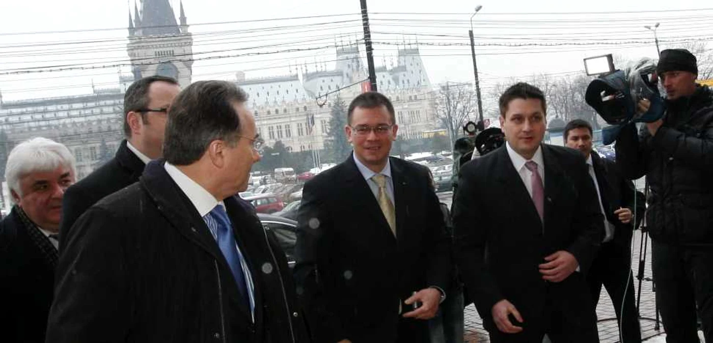 Mihai Razvan Ungureanu în vizita la iasi