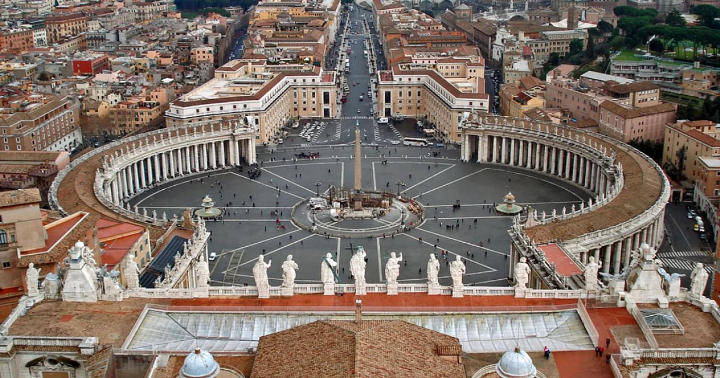 Cardinalii de la Vatican pun la punct ritualul de retragere al Papei Benedict, programat pentru 28 februarie.