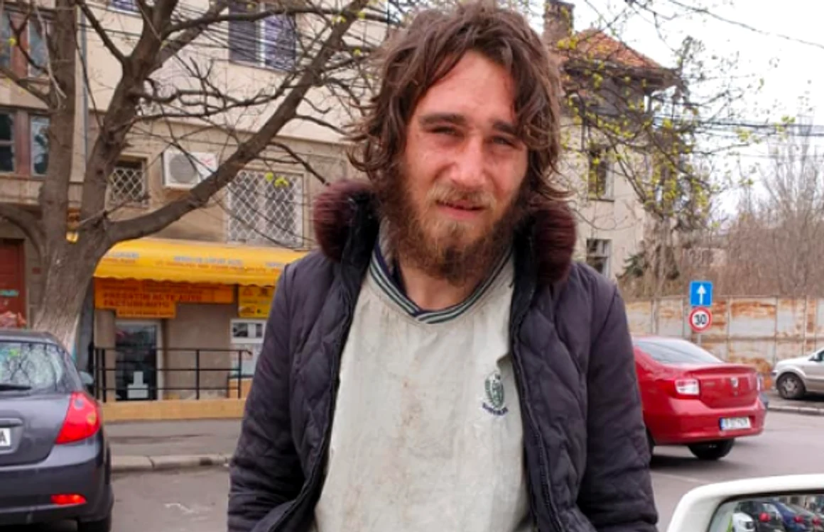 Boschetar-zombie la Constanţa Sursa Facebook Mady Pop