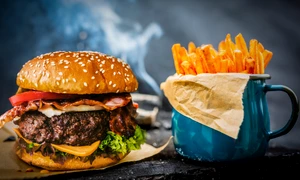 fast food_shutterstock 1655063167 jpg