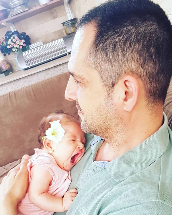 Madalin Ionescu tatic Petra jpeg