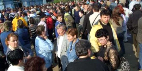 Satu Mare: Zece mii de şomeri până la sfârşitul anului în Satu Mare - Revista presei locale