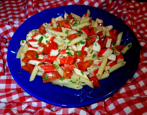 Salata cu surimi 2 jpeg