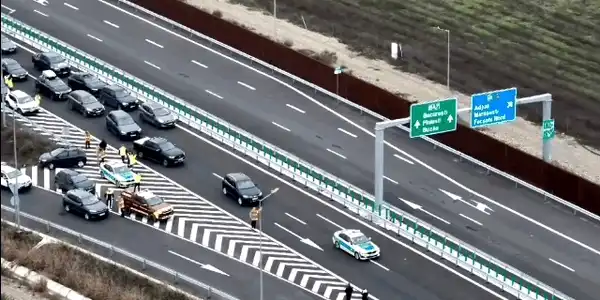 a7 Adjud 2 gif gif