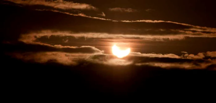 Eclipsa de Soare va fi vizibilă şi din România, în proporţie de 40-55%
