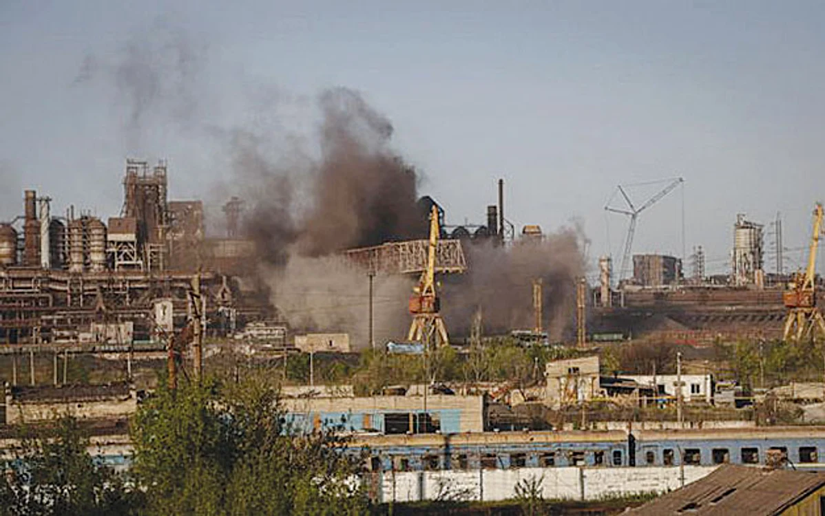 Armata rusă a preluat controlul asupra uzinei Azovstal, din Mariupol