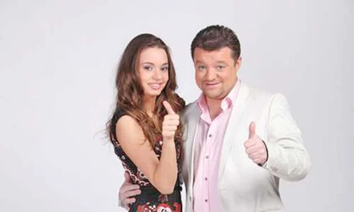 În 2011 a făcut  echipă cu Andrei  Duban la Kanal D jpeg