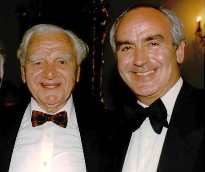 Citatul lui Ion Raţiu postat pe pagina de Facebook a lui Victor Ponta