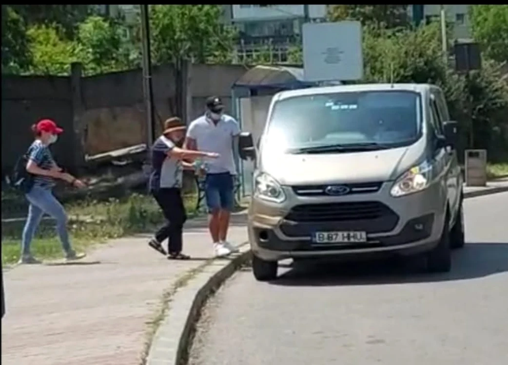 Membrii familiei Dincă - fiica, cei doi fii şi soţia - au refuzat să depună mărturie în instanţă FOTO. A.M.