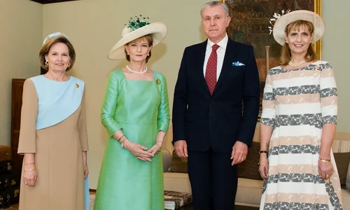 Familia Regala romana, Majestatea Sa Margareta, Principele Radu, Principesa Sofia si Principesa Maria   Daniel Angelescu, Casa Majestatii Sale jpg