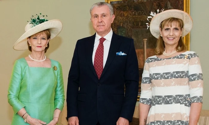 Familia Regala romana, Majestatea Sa Margareta, Principele Radu, Principesa Sofia si Principesa Maria   Daniel Angelescu, Casa Majestatii Sale jpg