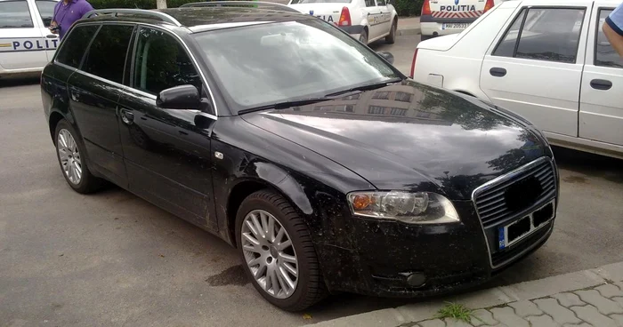 Autoturismul a fost sigilat de polițiști