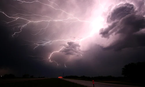 lightning 1056419 1920 1 jpeg