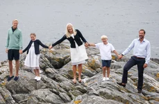 Prințul Haakon, Prințesa Mette Marit, Marius Borg, Prințul Sverre, Prințesa Ingrid FOTO Heiko Junge, Casa Regală norvegiană jpg