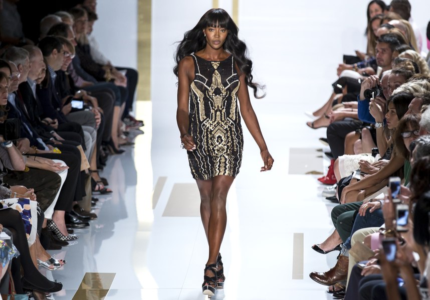 Pe ce cheltuia supermodelul Naomi Campbell banii organizației de caritate: zboruri costisitoare, bijuterii de lux, tratamente spa și țigări