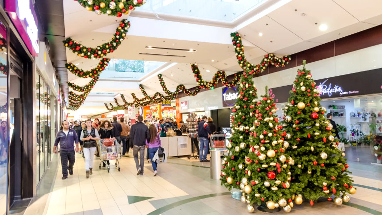 Fluxul cumpărătorilor va fi restricționat în mall, în perioada Sărbătorilor de Iarnă
