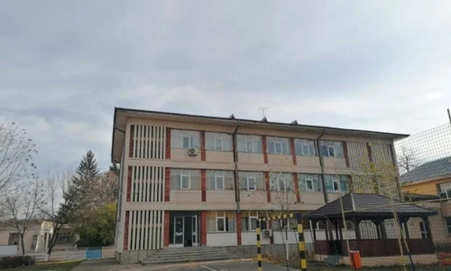 scoala tecuci jpeg