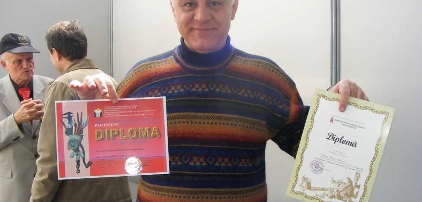 Fizicianul clujean Marius Bârlă a inventat stimulatorul antistres Foto: Mihai Bacalu